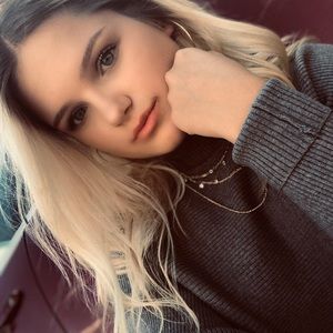 Meet your Posher, Randi